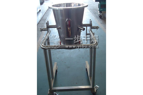 FL沸騰制粒機試車現(xiàn)場