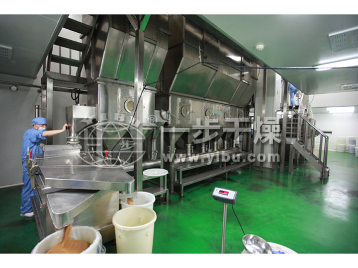 XF系列臥式沸騰干燥機(jī)