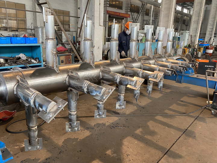 QJ系列空心槳葉干燥機(jī)制作現(xiàn)場