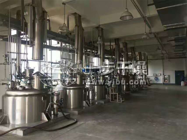 植物提取噴霧干燥機(jī)